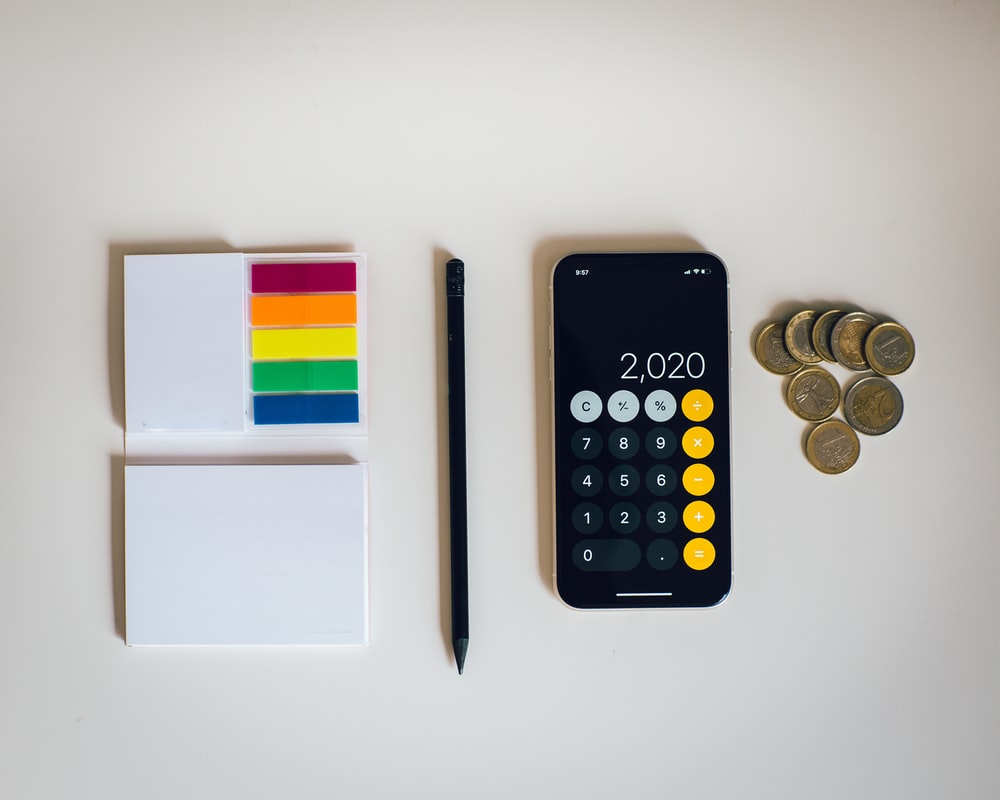 calculadora y dinero